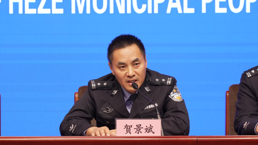 629895385.jpg 629895385.jpg